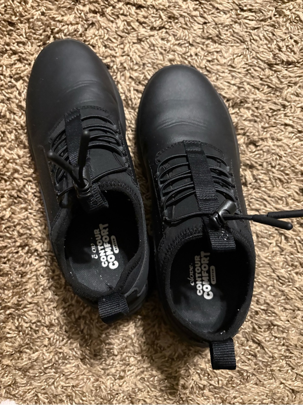Clove Sneakers